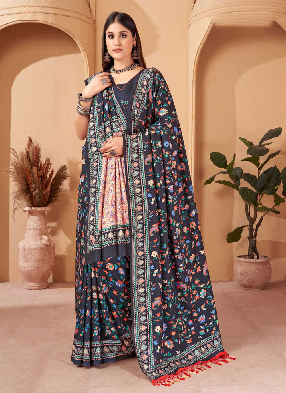 Casual Digital Print Pashmina Saree - S4281