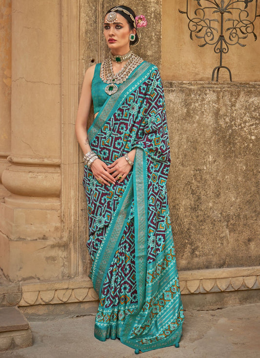 Multi Colour Patola Silk Classic Saree Patola Print S20275
