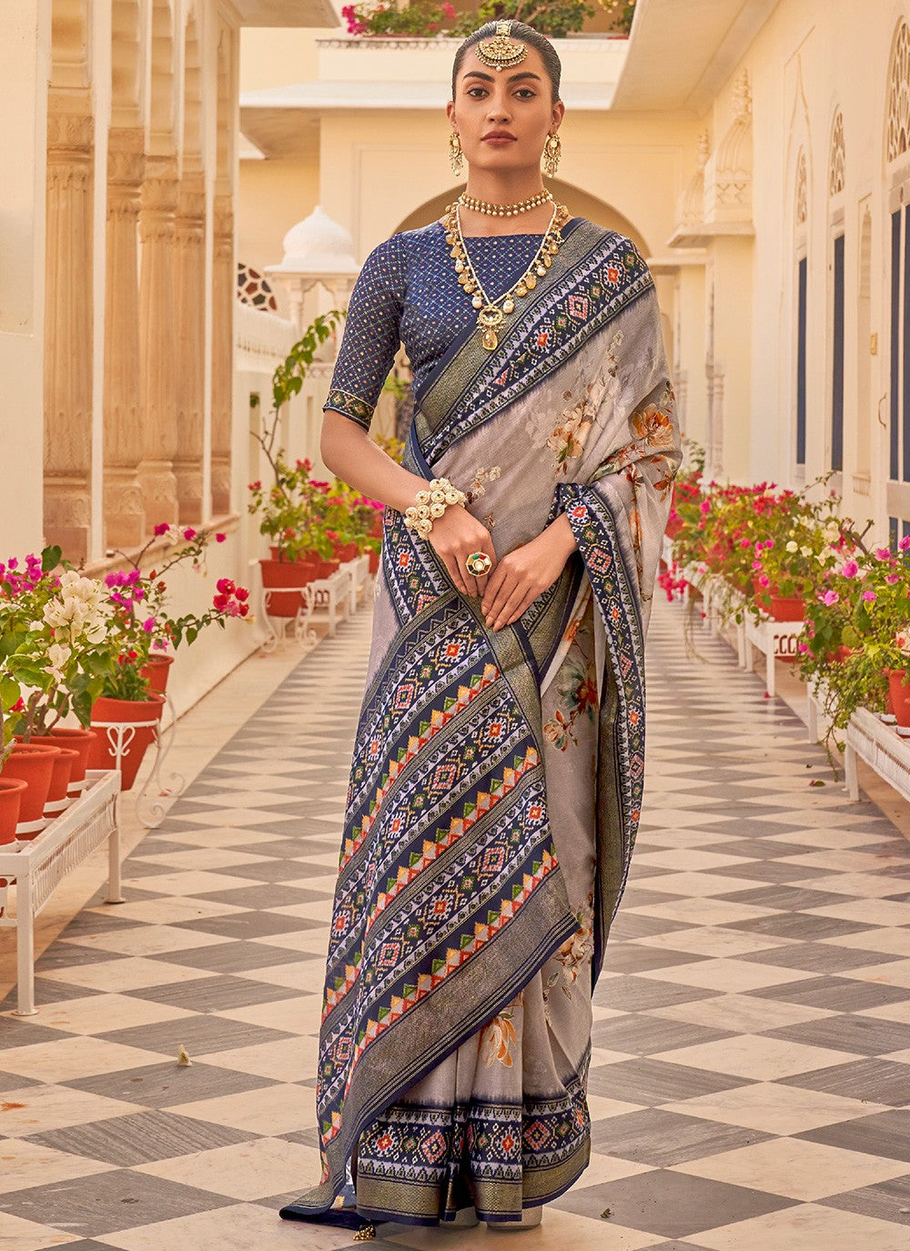Trendy Printed Chiffon, Silk Saree - S2770