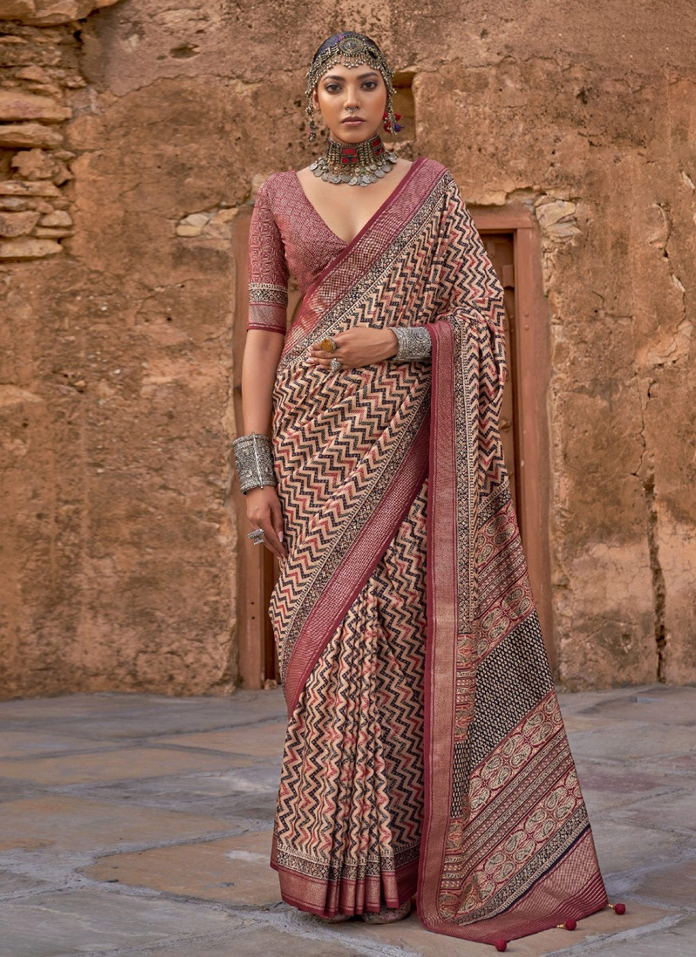 Trendy Printed Silk, Viscose Saree - S8470