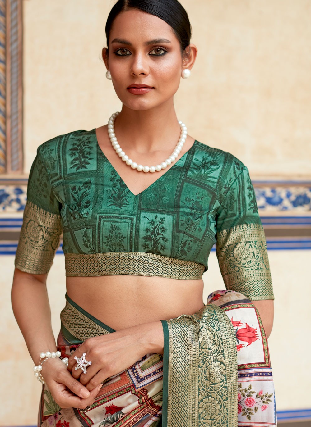 Classic Printed Viscose Saree - S5167