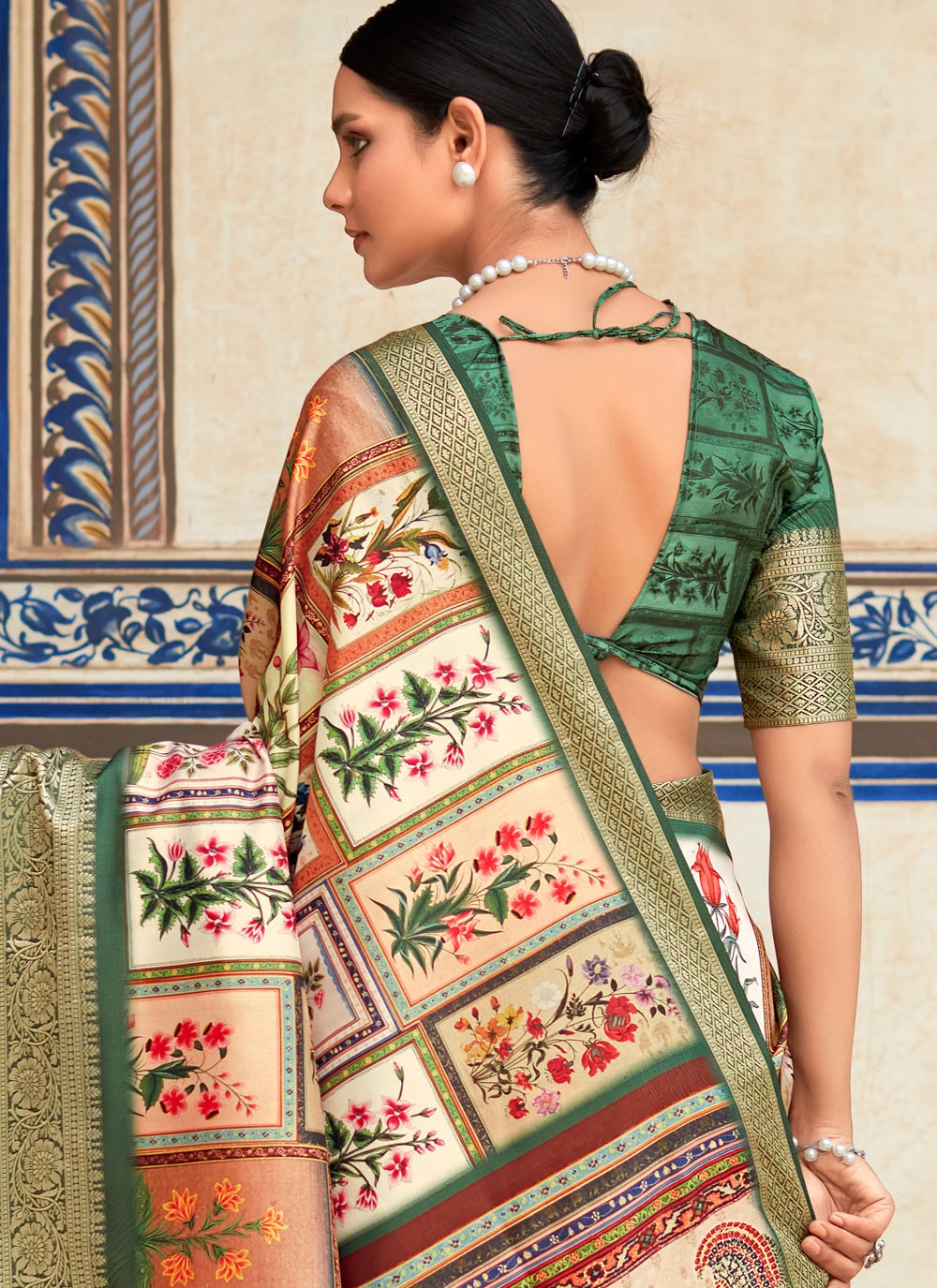 Classic Printed Viscose Saree - S5167