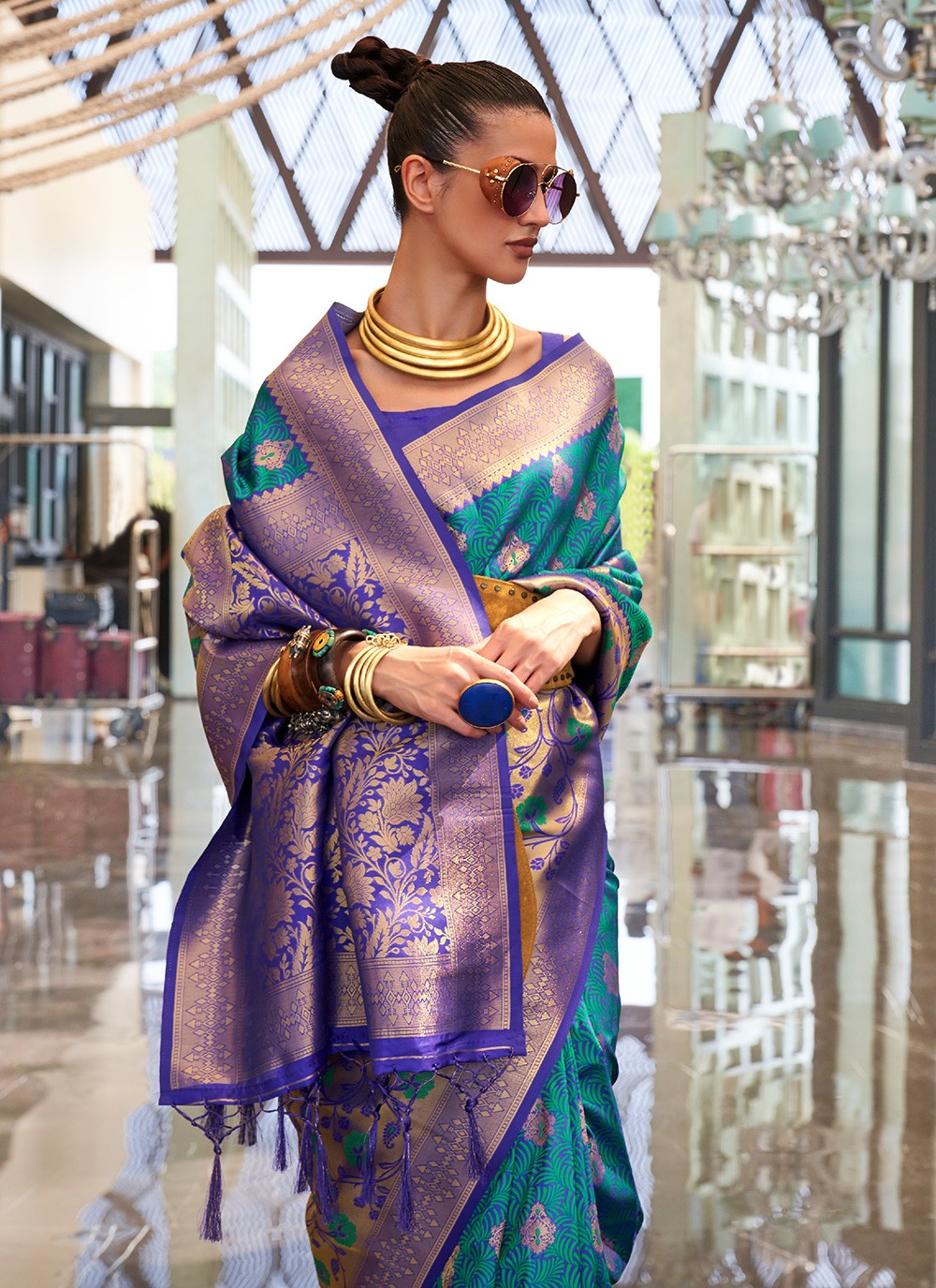 Traditional Weaving Zari Handloom Silk Saree - S3290