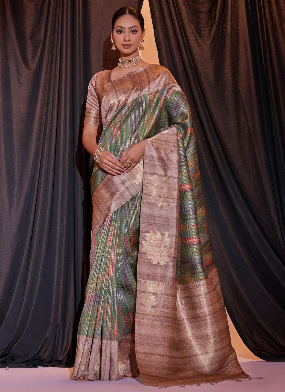 Trendy Weaving Zari Tussar Silk Saree - S5163