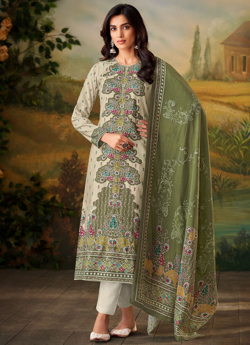 Digital Print Muslin Grey Pant Style Suit T6318