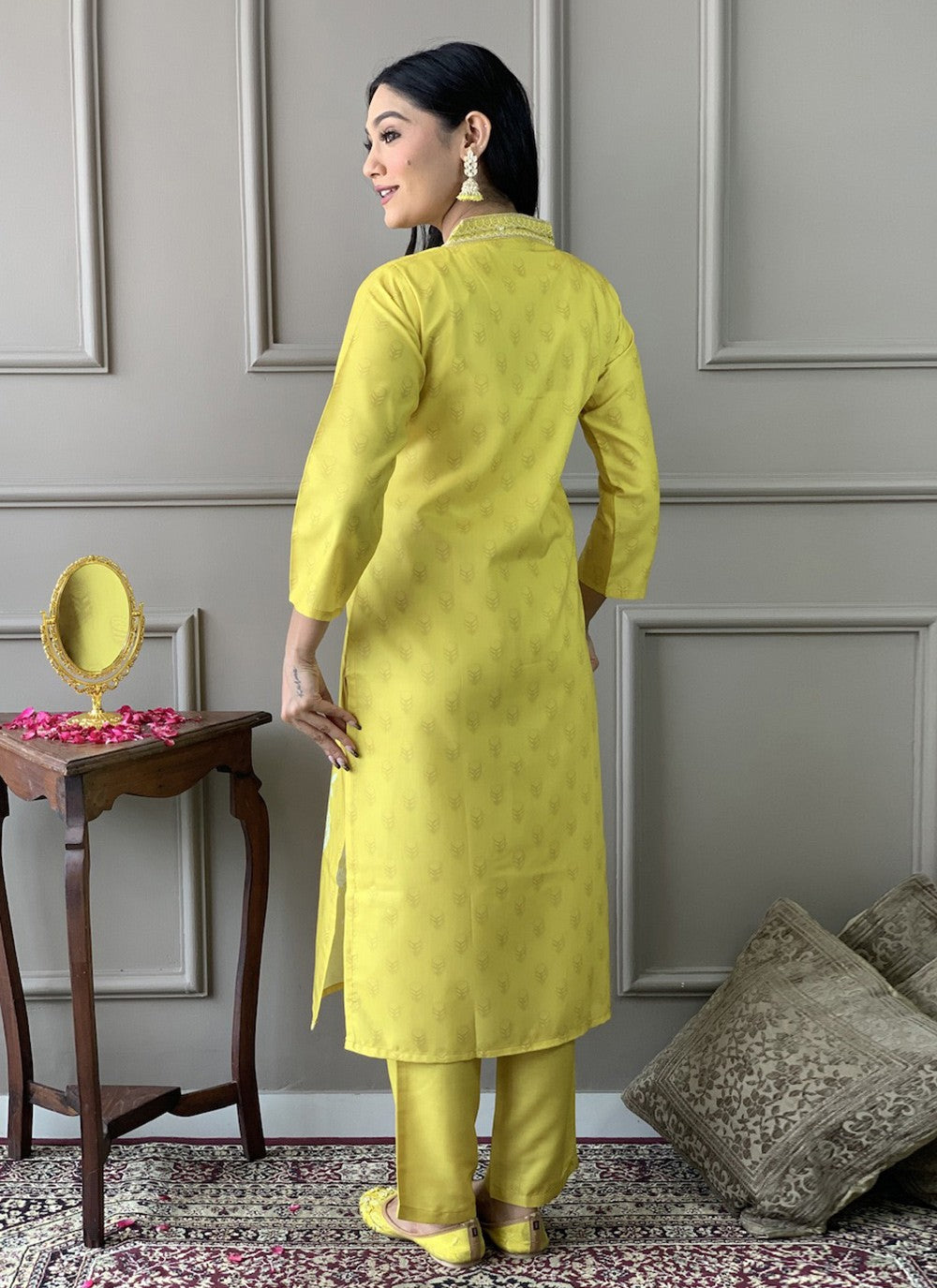 Printed Muslin Yellow Salwar Suit T6101