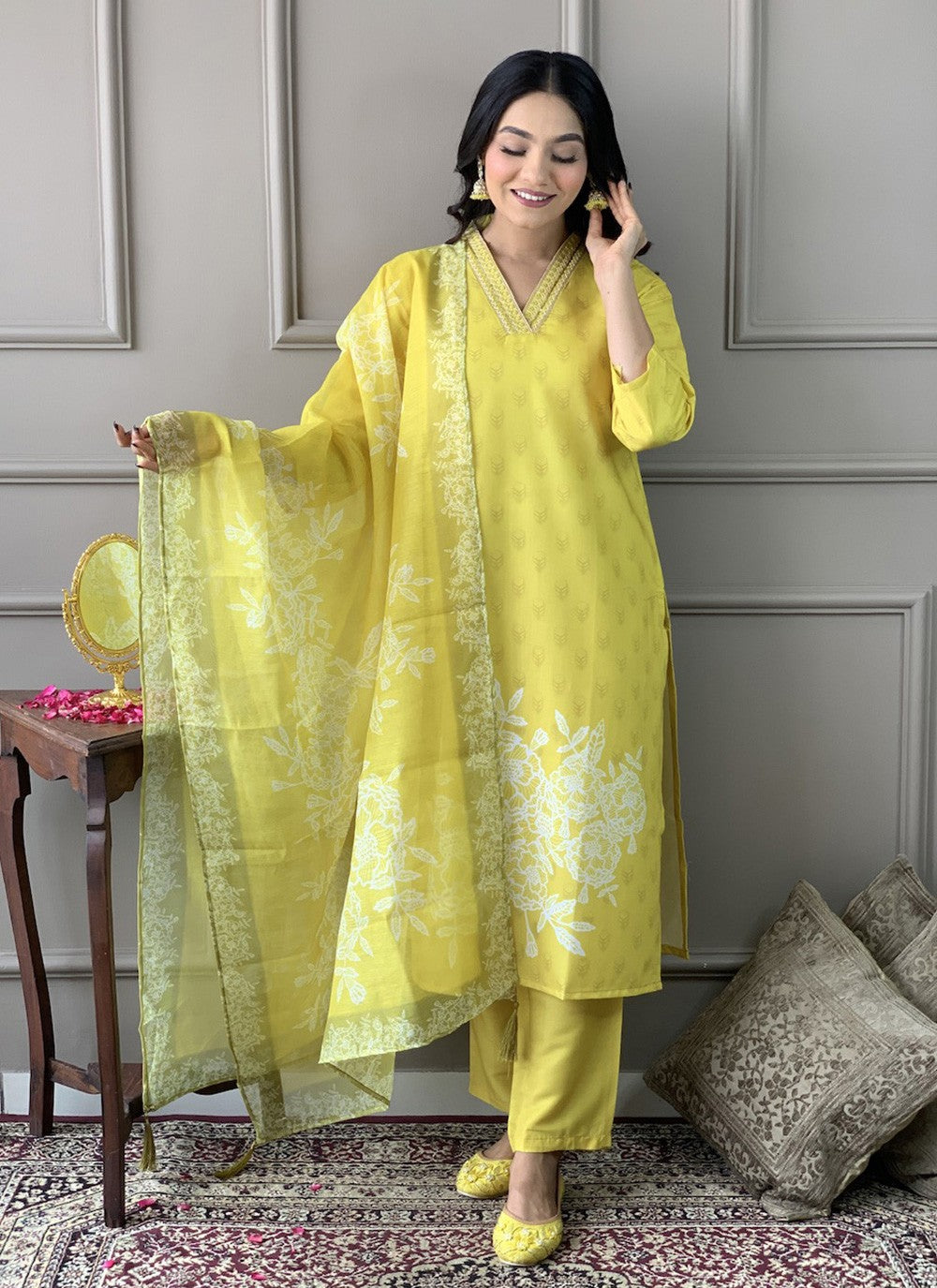 Printed Muslin Yellow Salwar Suit T6101
