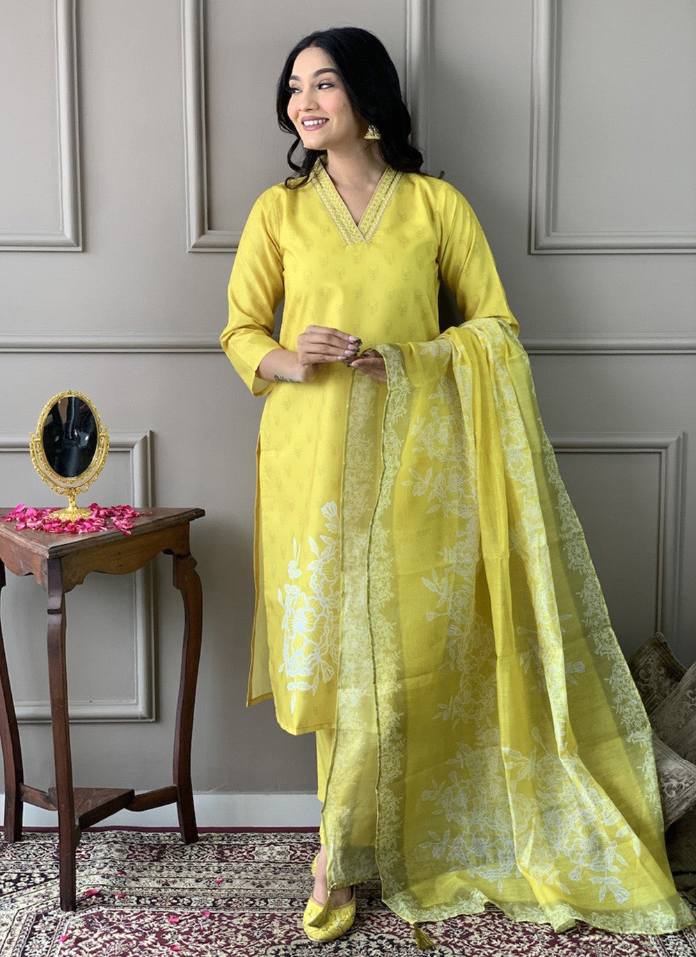 Printed Muslin Yellow Salwar Suit T6101