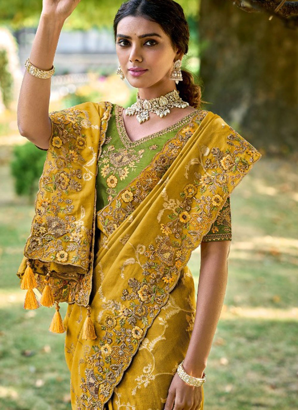 Trendy Embroidered Fancy Fabric , Silk Saree - S4877