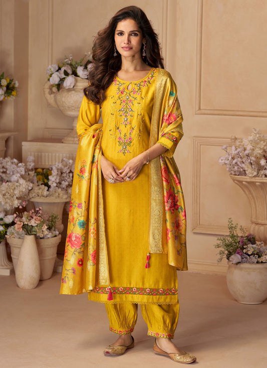 Pant Style Suit Floral Printed Mustard T7822