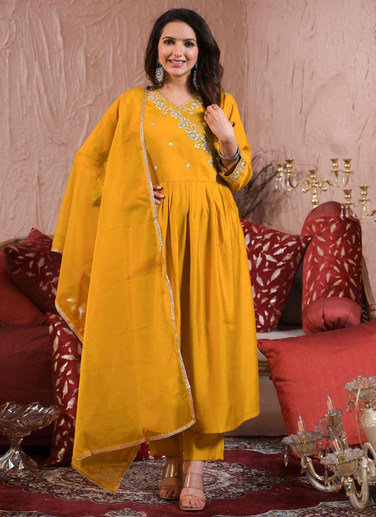 Archive Embroidered, Zari 316786 Mustard T6820