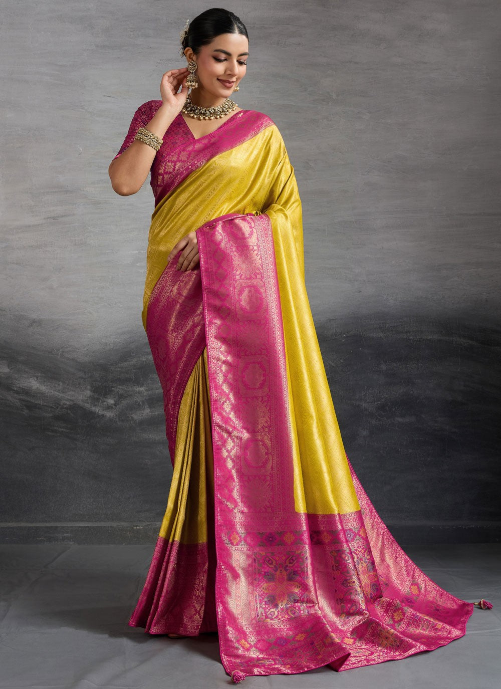 Mustard Kanjivaram Silk Traditional Saree Meenakari, Woven, Zari S17637