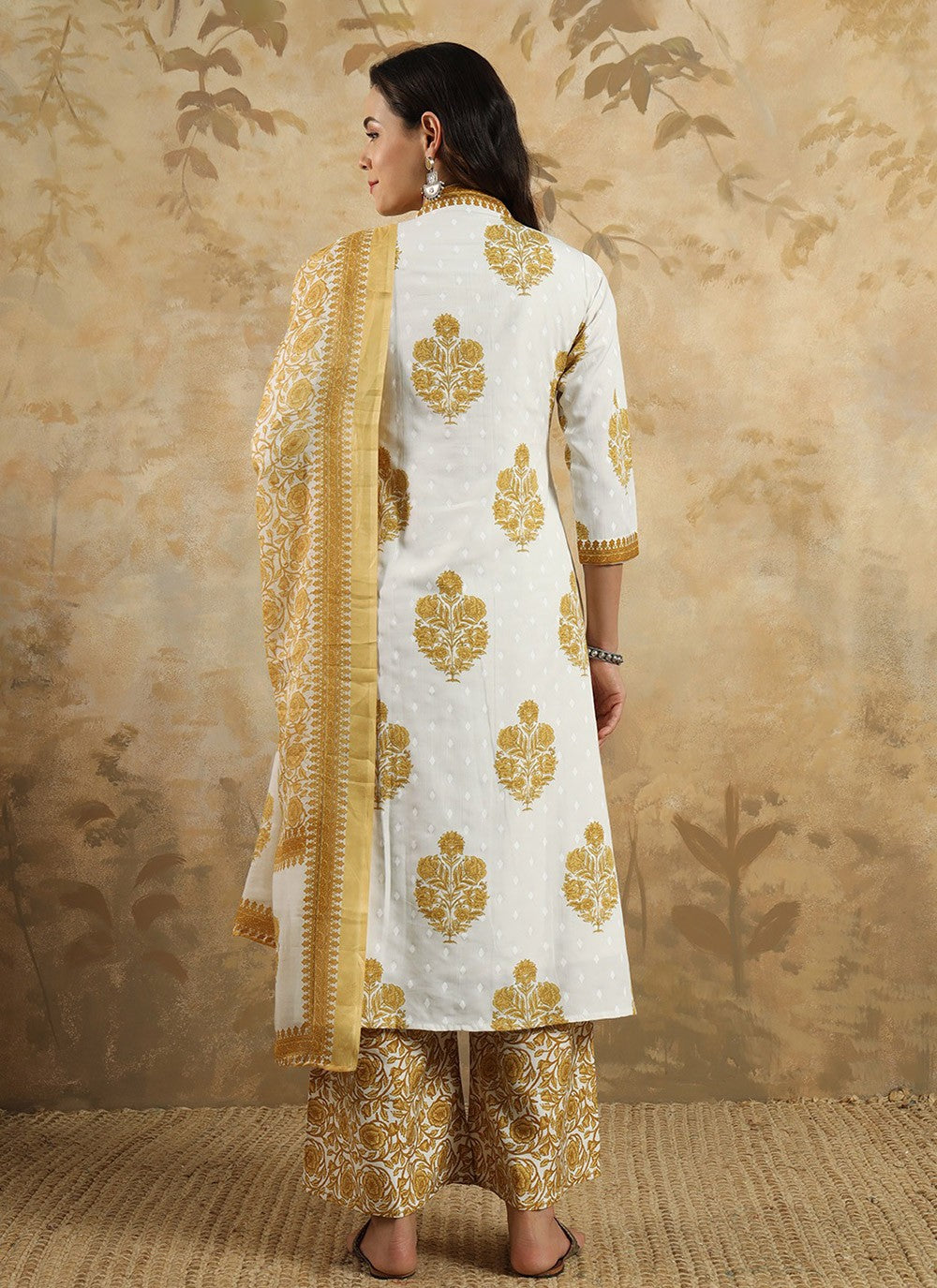 Printed Blended Cotton Salwar Suit - T4517