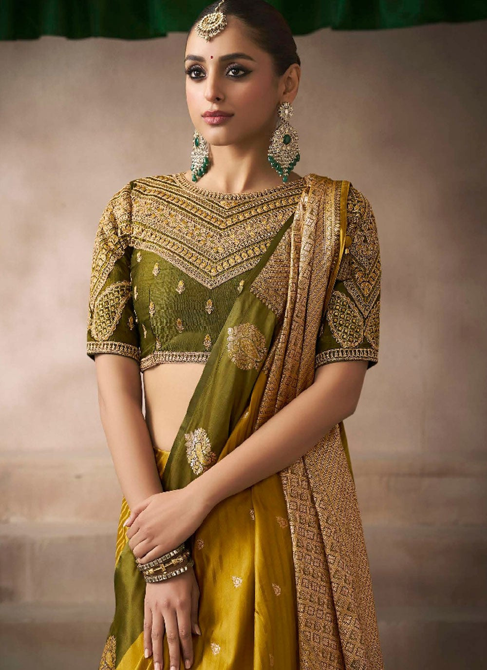 Mustard Satin Silk Designer Saree Weaving Zari, Zari S19211