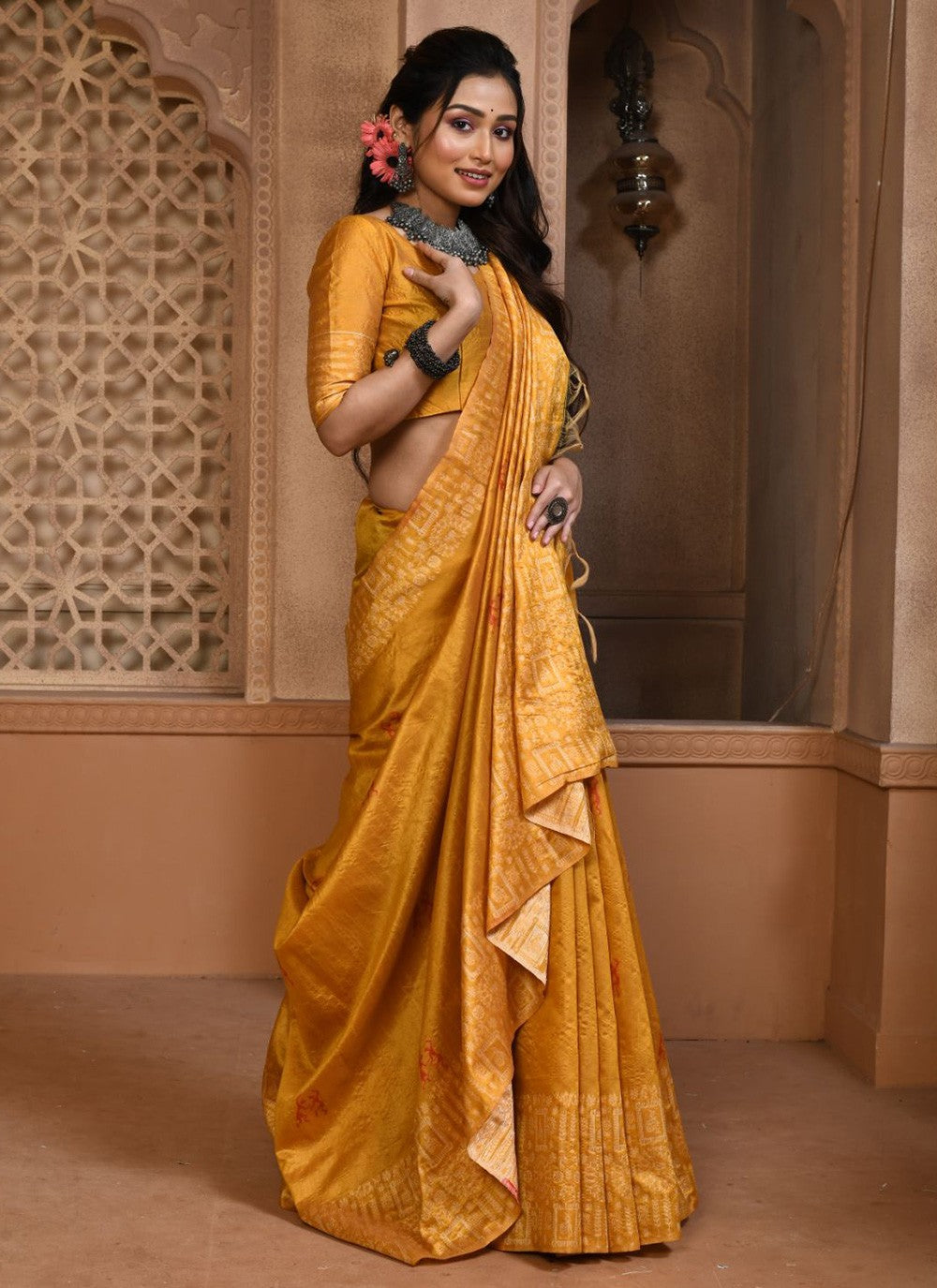 Trendy Woven Handloom Silk Saree - S2906