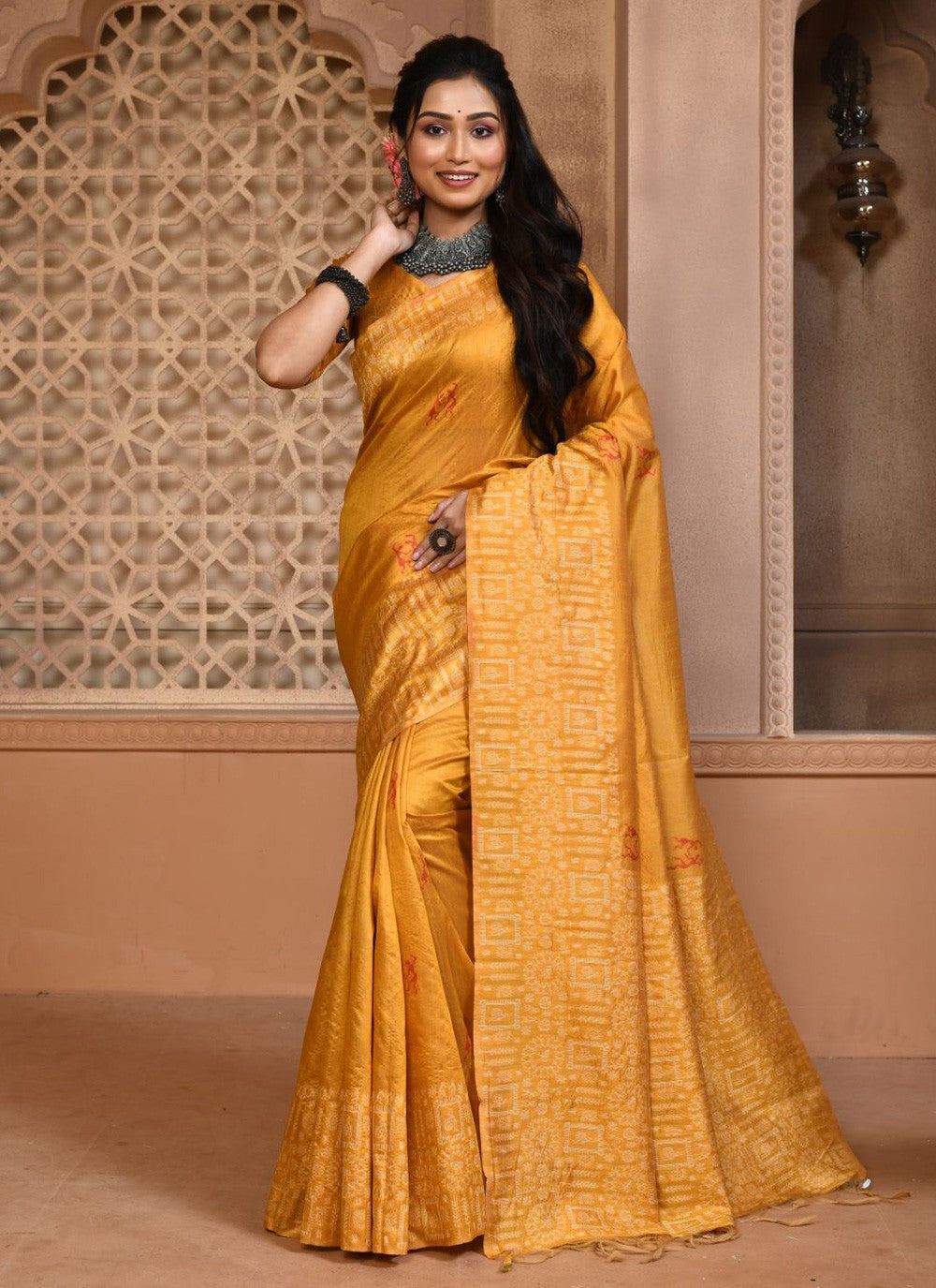 Trendy Woven Handloom Silk Saree - S2906