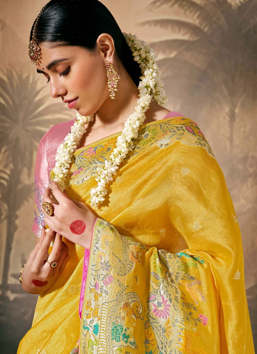 Classic Floral Printed Silk Saree - S8354
