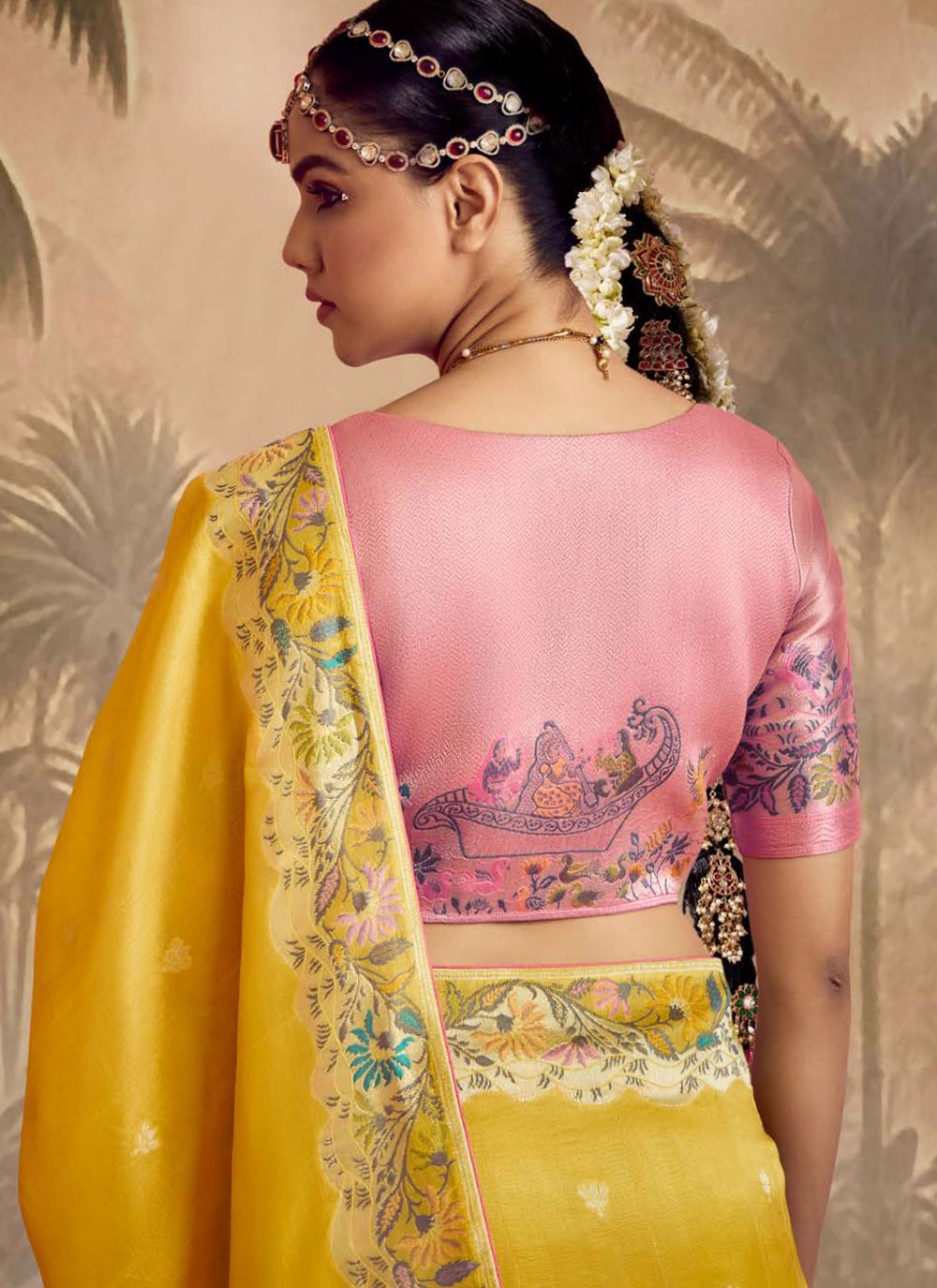 Classic Floral Printed Silk Saree - S8354