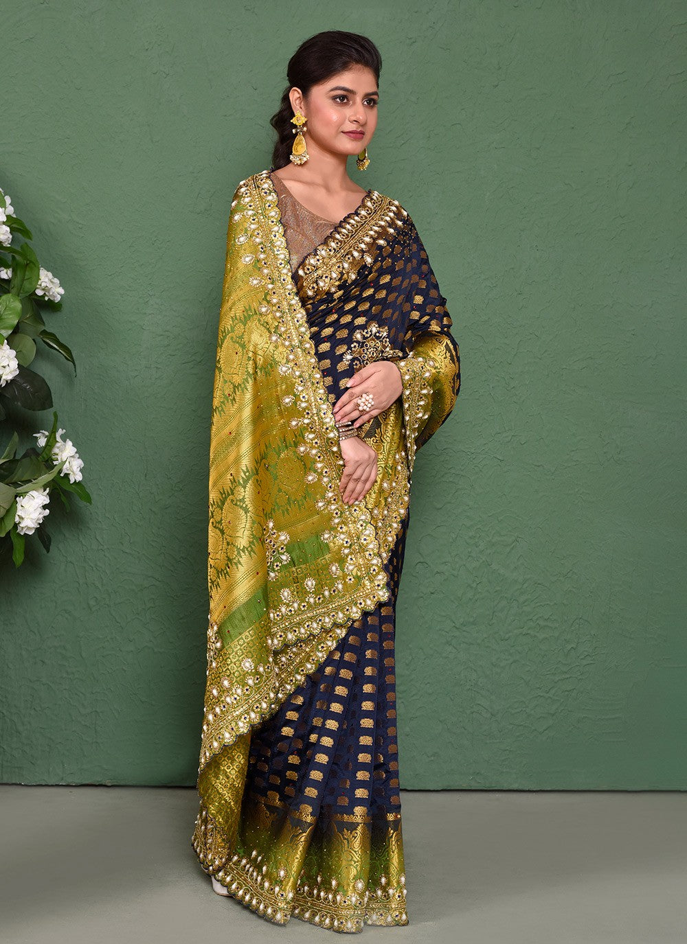 Hand Embroidery Kanjivaram Silk Navy Blue Saree S14327