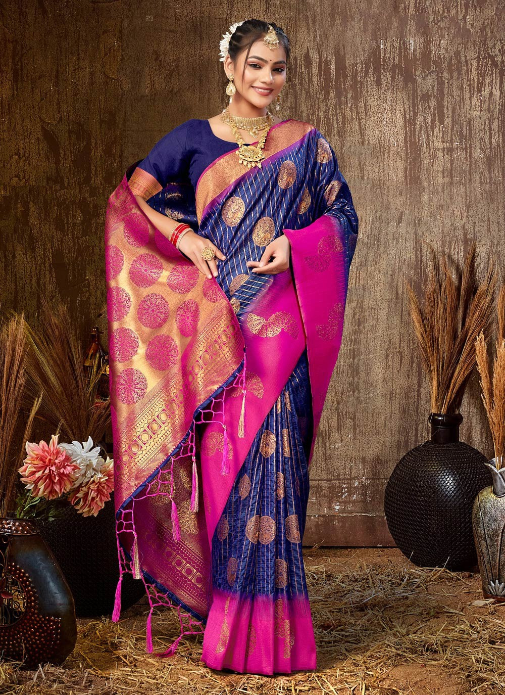 Traditional Chikankari Work Silk Saree - S5085