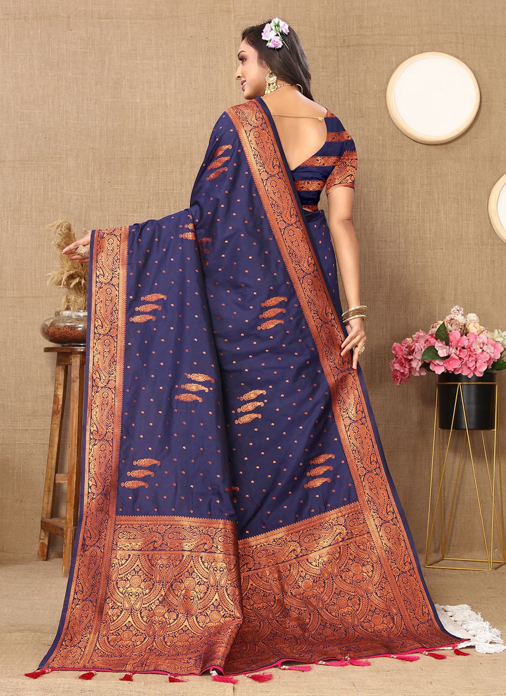 Classic Weaving Zari Silk Saree - S5472