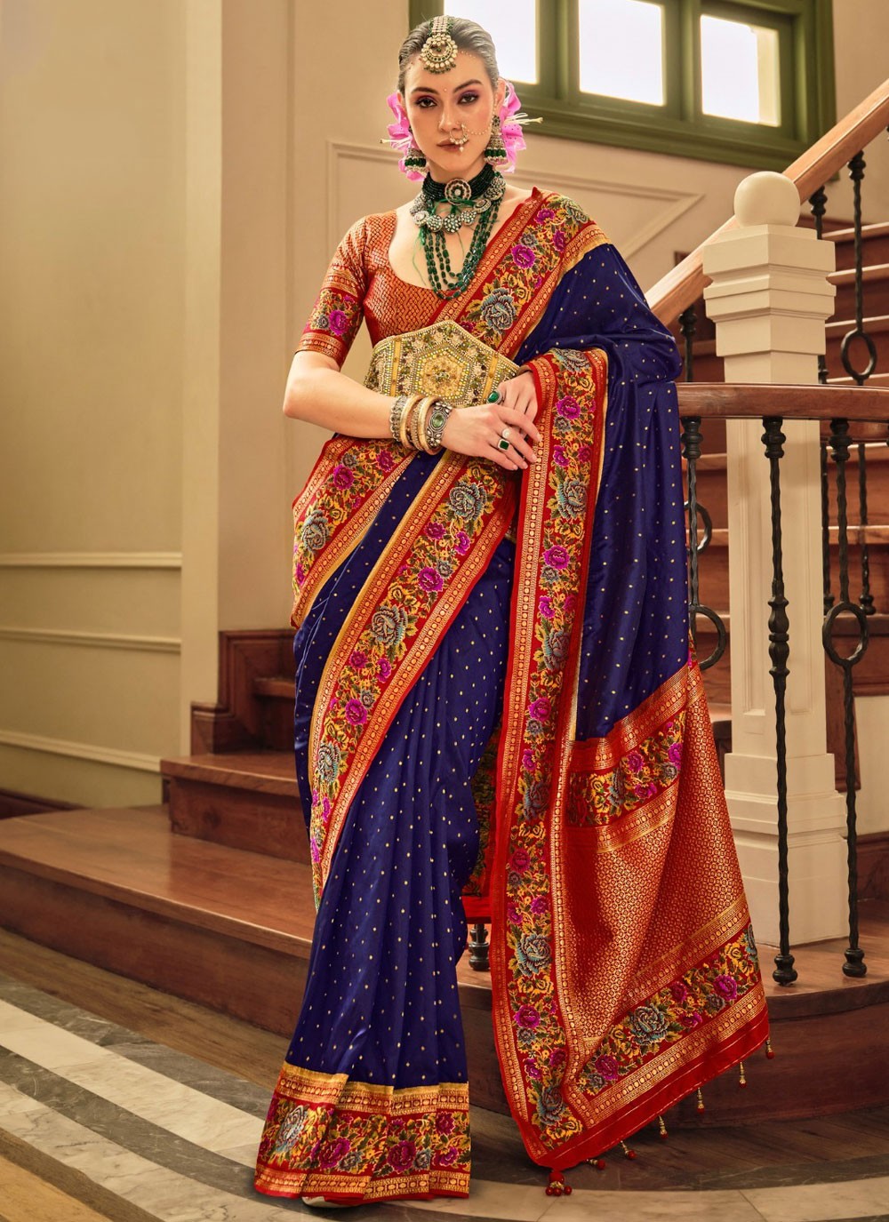 Border Work, Jacquard Work, Meenakari, Weaving Zari Silk Saree - S11736