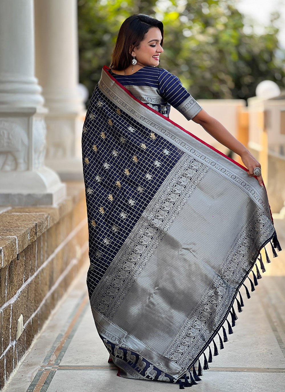 Weaving Zari Silk Navy Blue Saree S14347