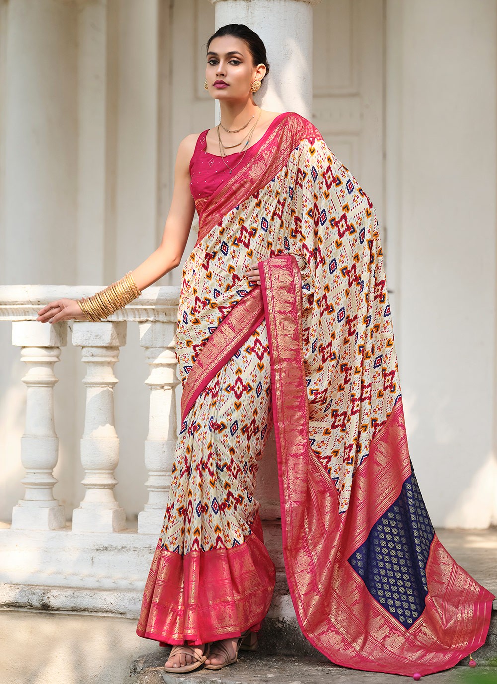 Classic Printed Tussar Silk Saree - S8996