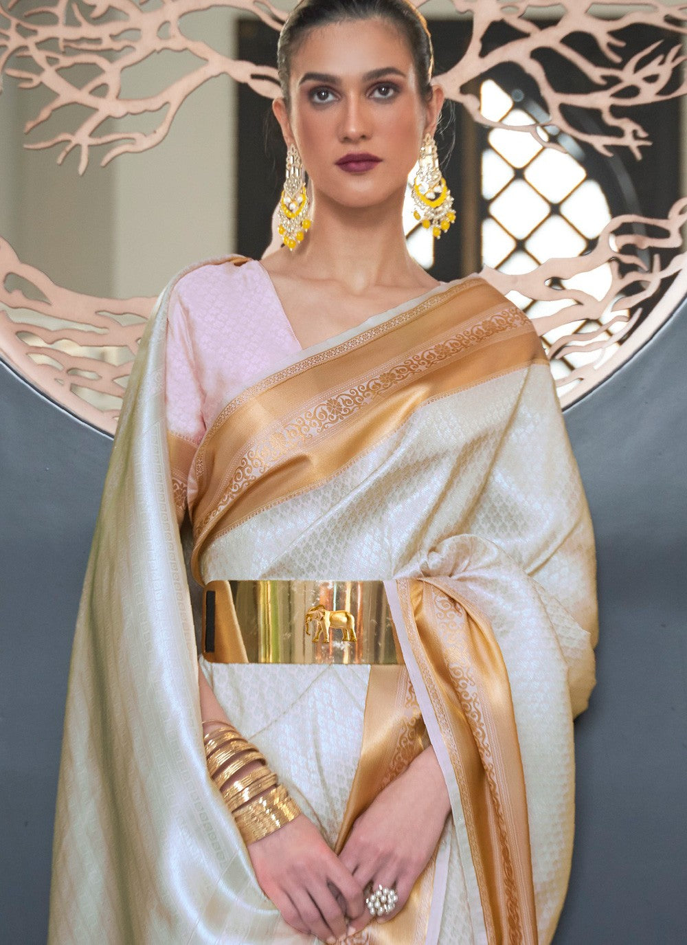 Classic Weaving Zari Silk Saree - S3672