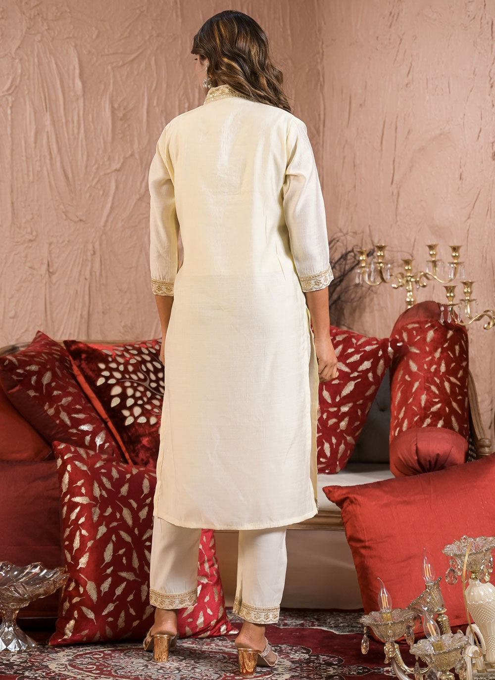 Archive Embroidered 316787 Off White T6821
