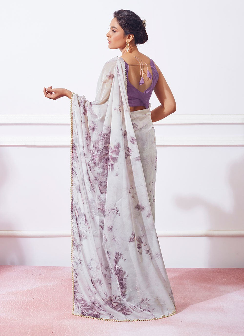 Trendy Lace Organza Saree - S4936