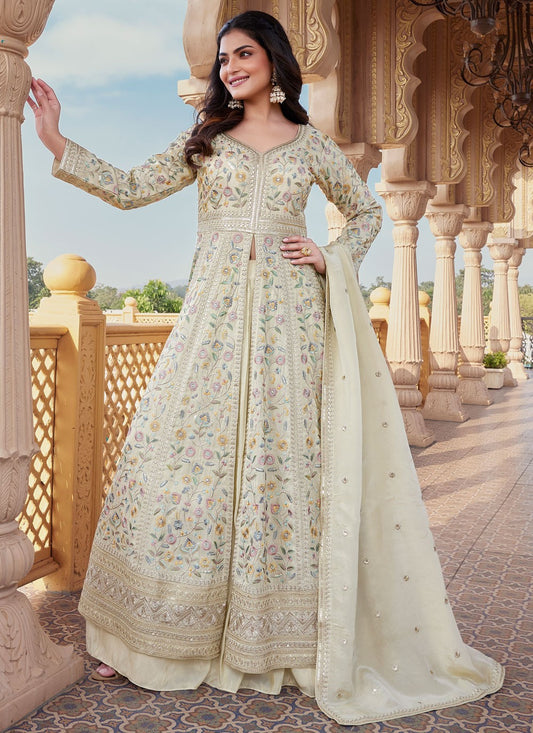 Salwar Suit Embroidered Off White Chiffon T5570