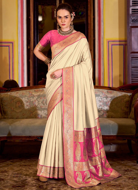 Off White Silk Classic Saree Weaving Zari S19093