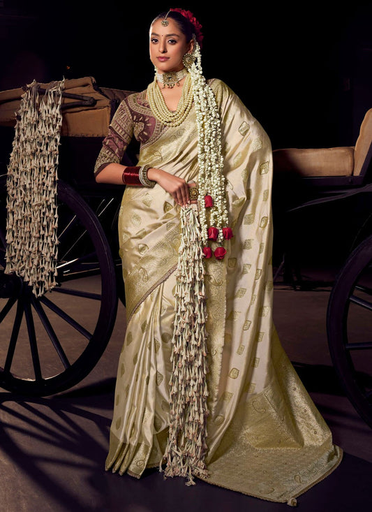 Banarasi Jari Silk Off White Contemporary Saree S15506