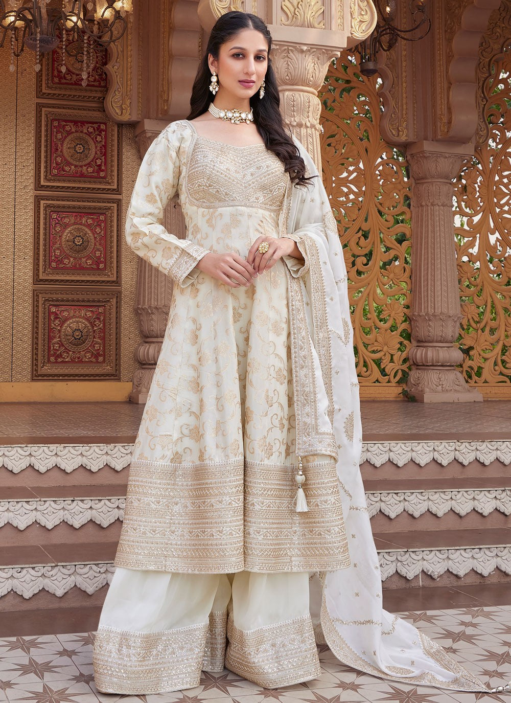 Salwar Suit Embroidered Off White Silk T5453