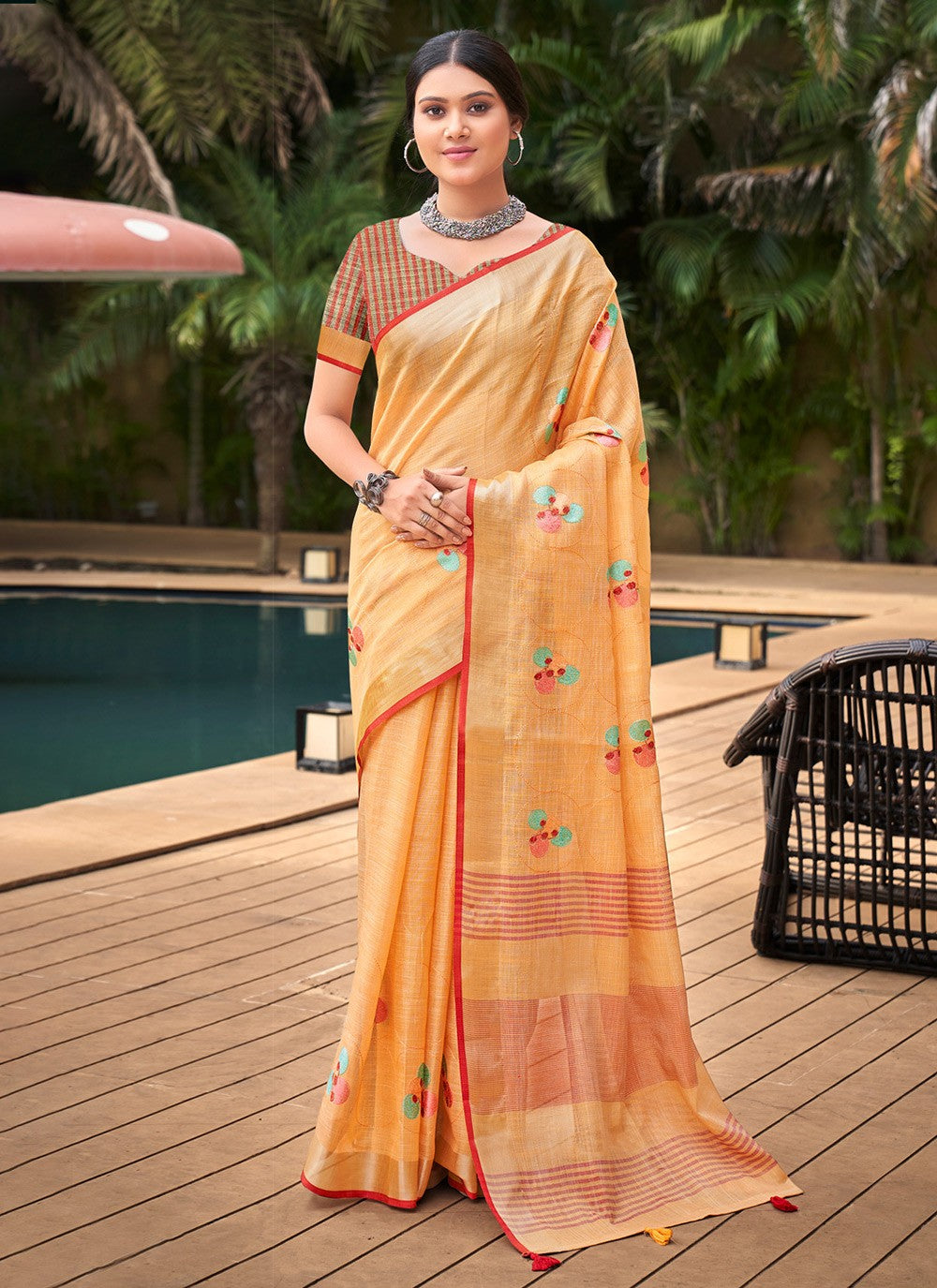 Classic Thread Linen Saree - S4158
