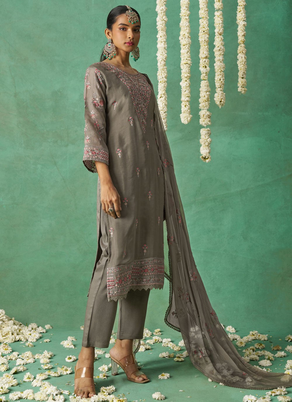 Salwar Suit Embroidered Grey Organza T5776