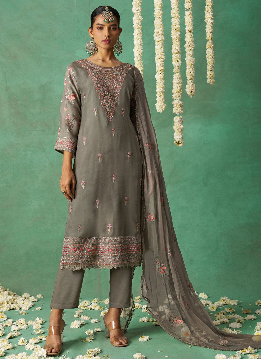 Salwar Suit Embroidered Grey Organza T5776