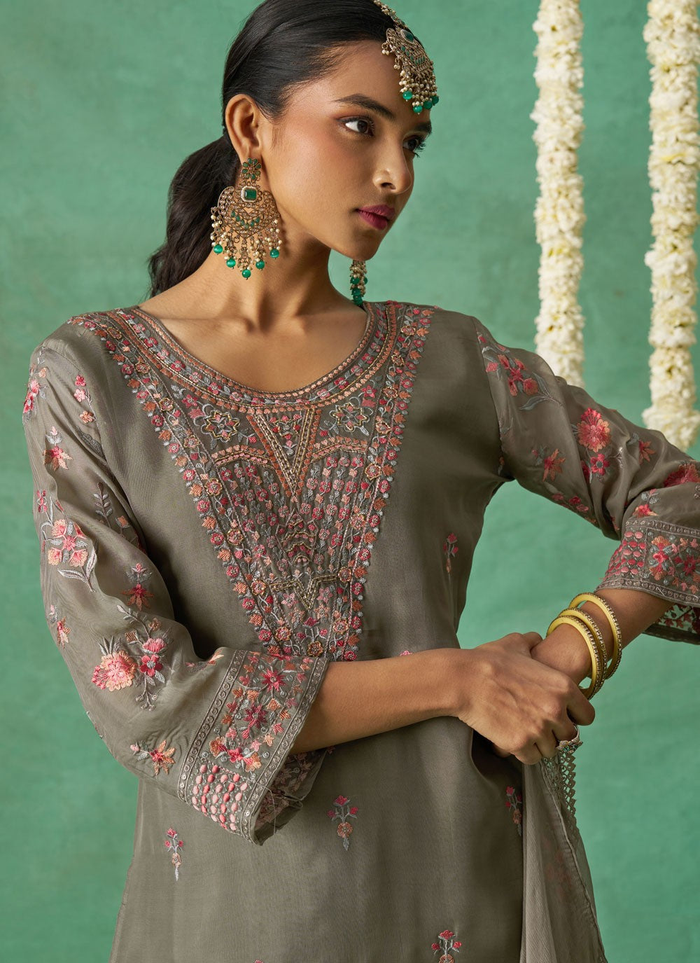 Salwar Suit Embroidered Grey Organza T5776