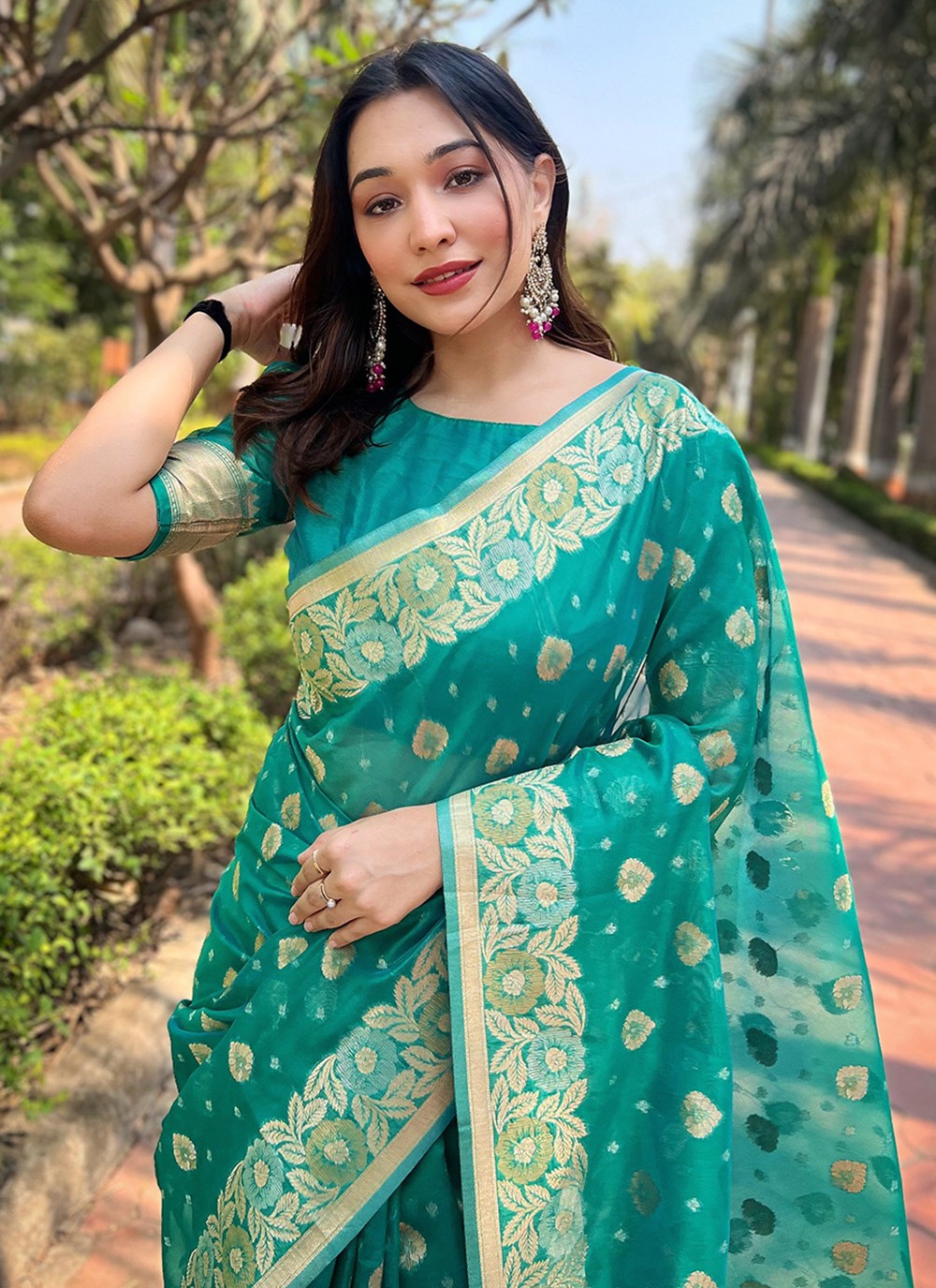 Contemporary Woven Organza Saree - S8057