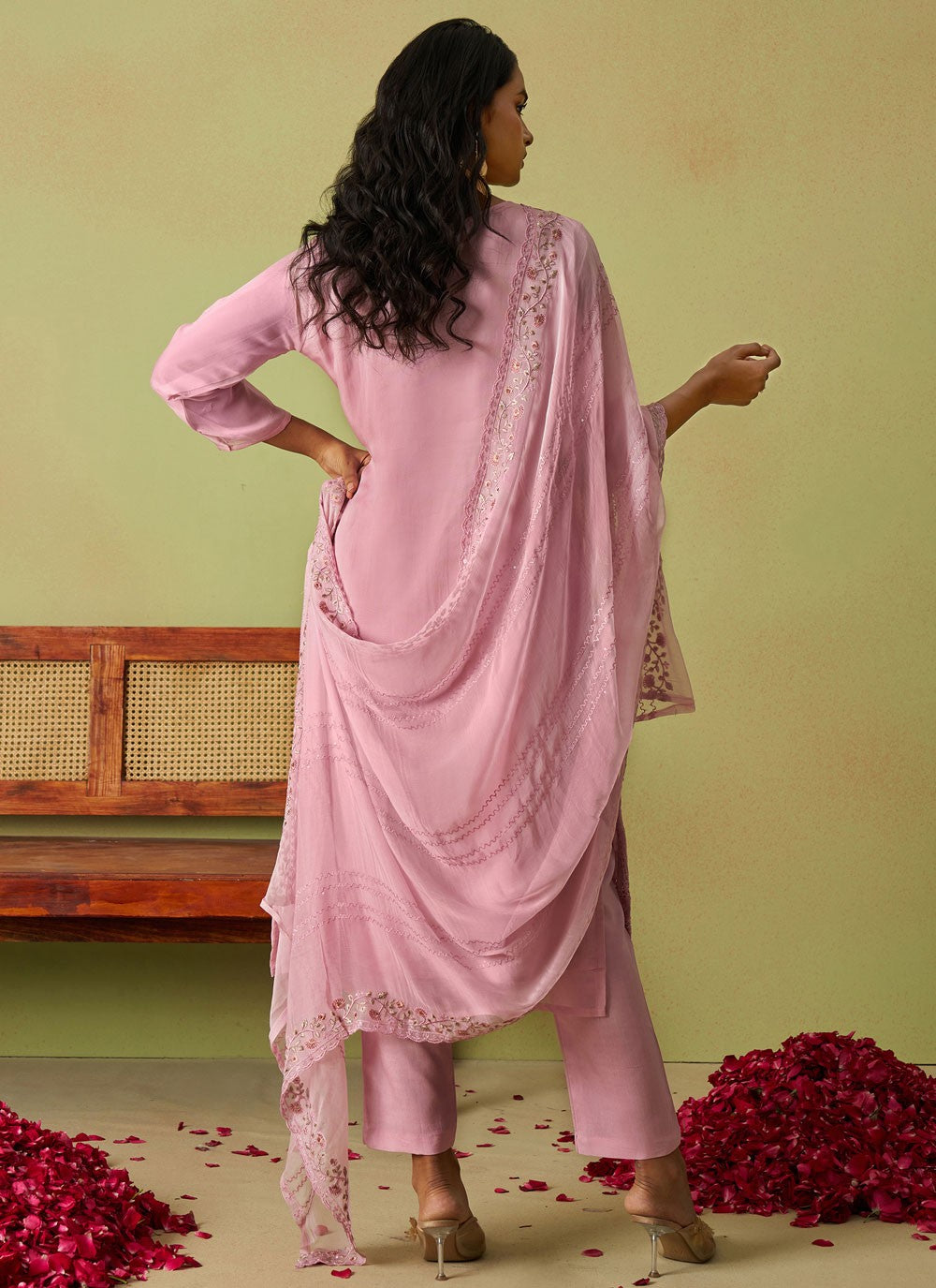 Embroidered Organza Pink Salwar Suit T6142