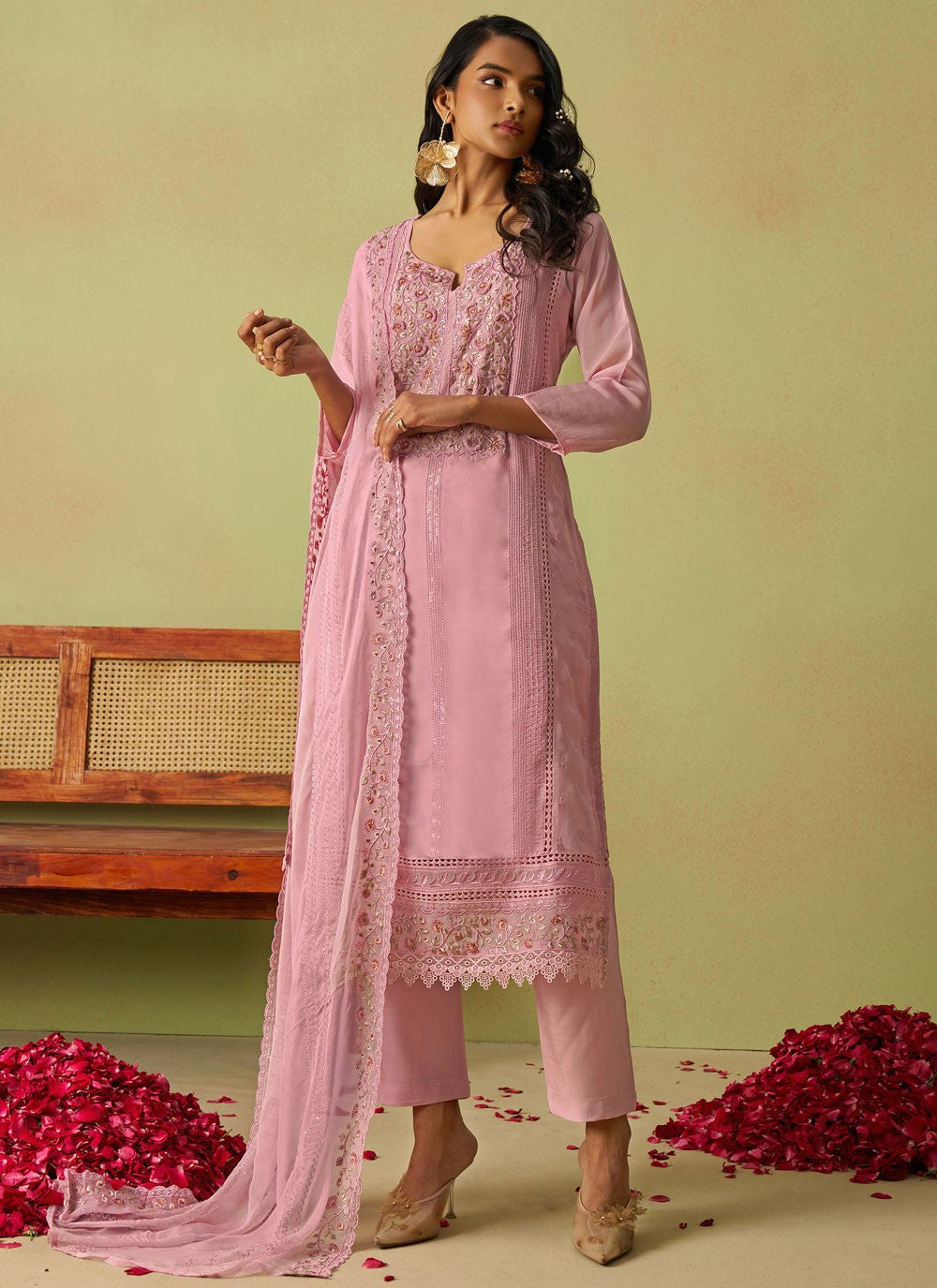 Embroidered Organza Pink Salwar Suit T6142
