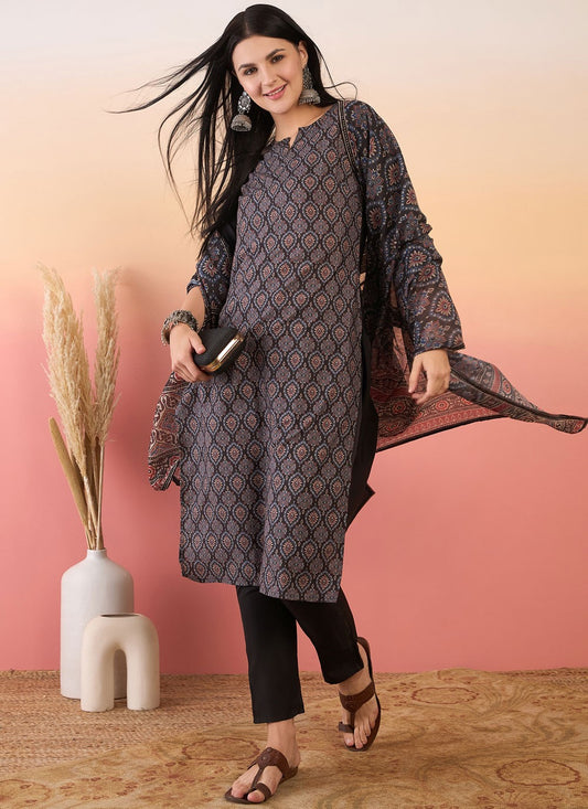 Salwar Suit Paisley Printed Black Pure Crepe T5837