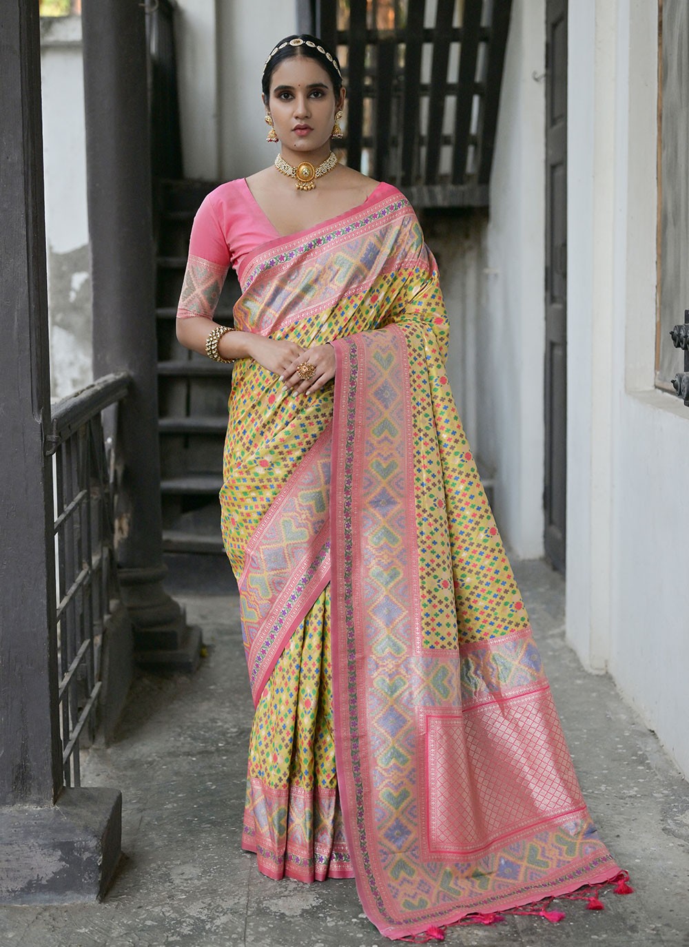 Contemporary Woven Paithni, Silk Saree - S6517