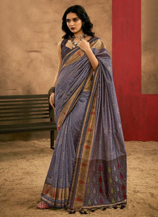 Trendy Saree Patola Print Grey Handloom Silk Saree S12609