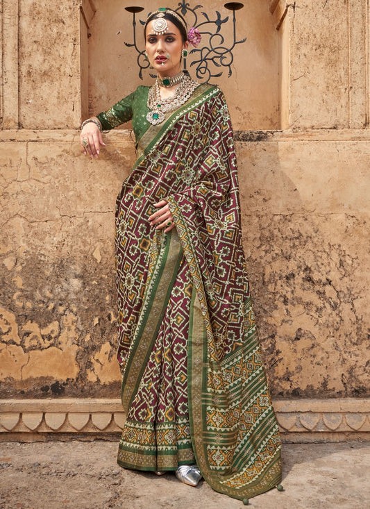 Multi Colour Patola Silk Classic Saree Patola Print S20279