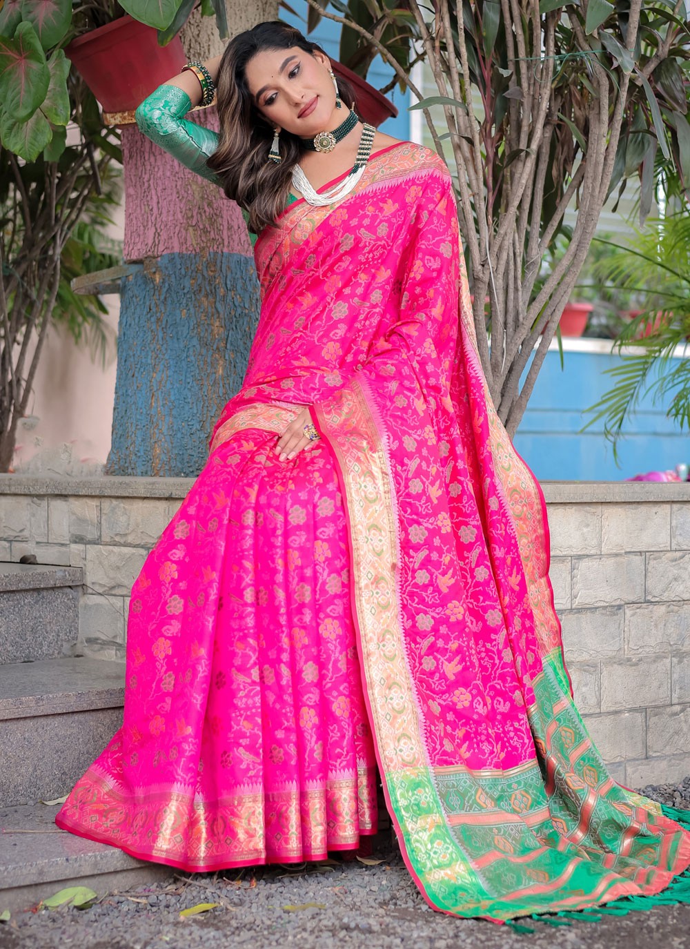 Traditional Woven Hot Pink, Magenta Patola Silk Saree S12500