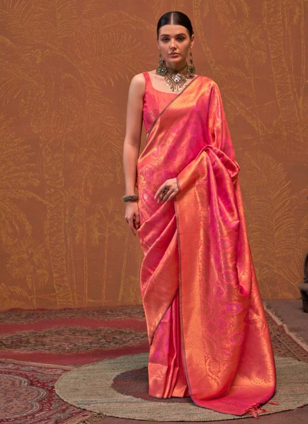 Classic Weaving Zari Handloom Silk Saree - S7909