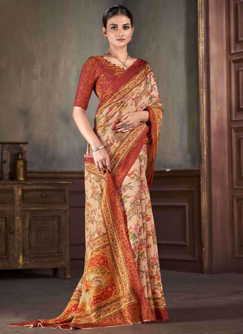 Classic Jacquard Work Silk Saree - S7402