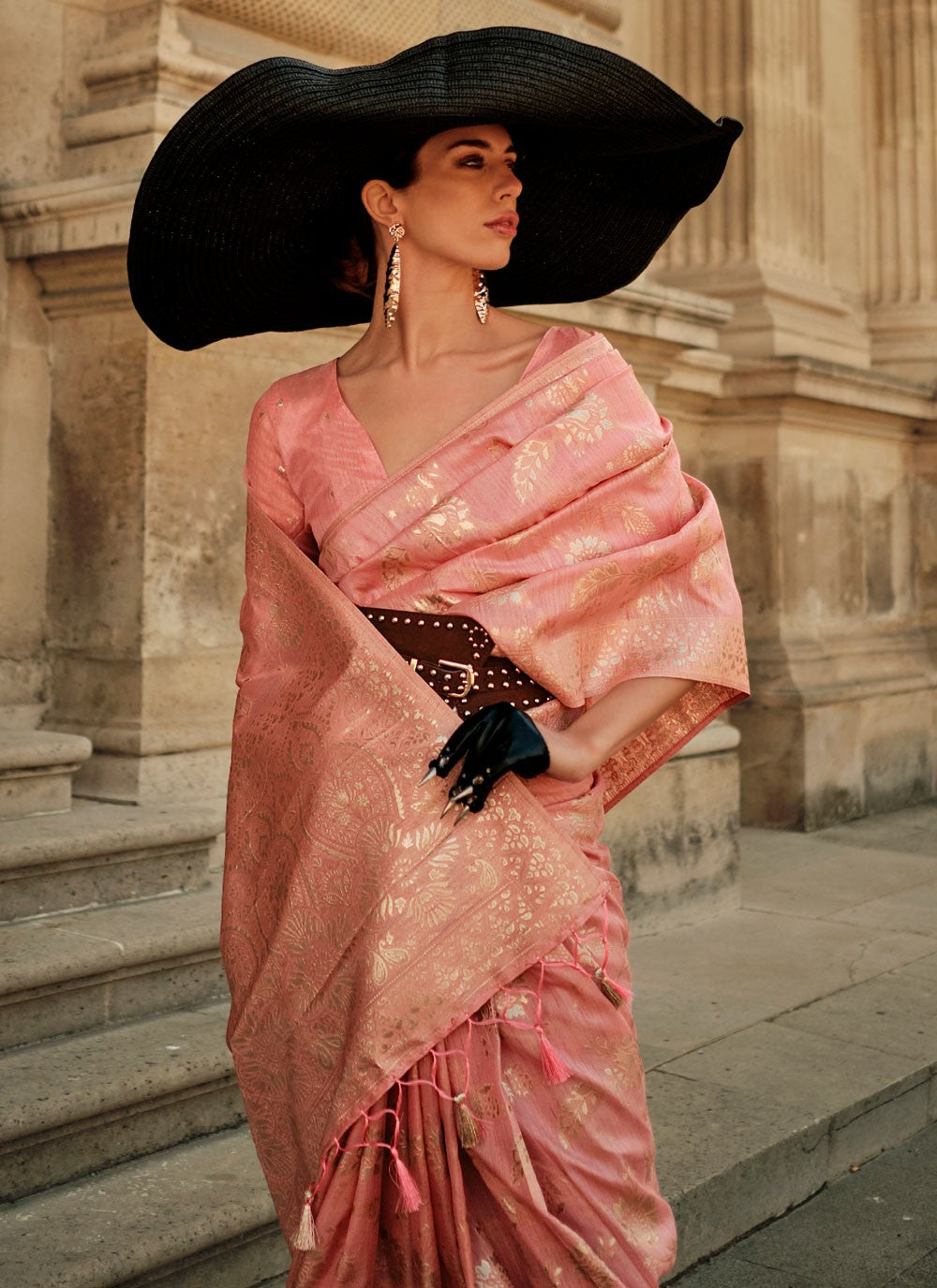 Classic Weaving Zari Handloom Silk Saree - S3950